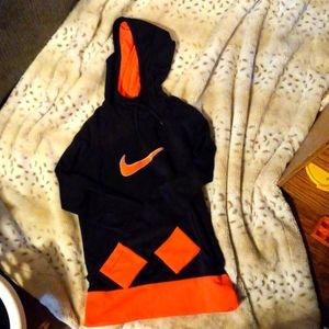 Black and pink Nike pullover hoodie